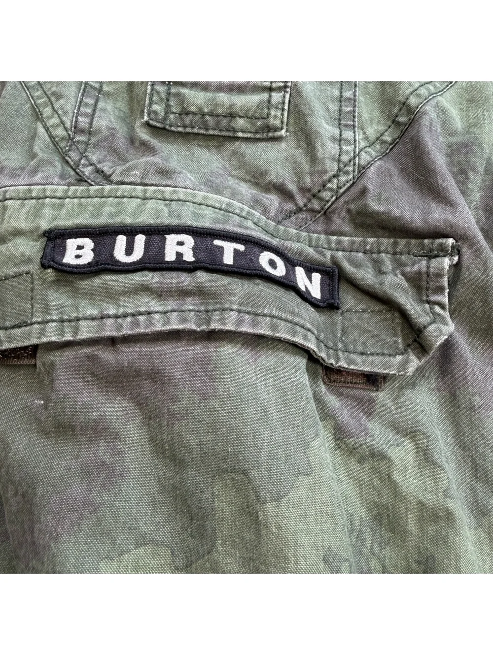 Vintage Burton Surfwear For Snowboarders & Friends Camo Hooded Anorak Jacket S